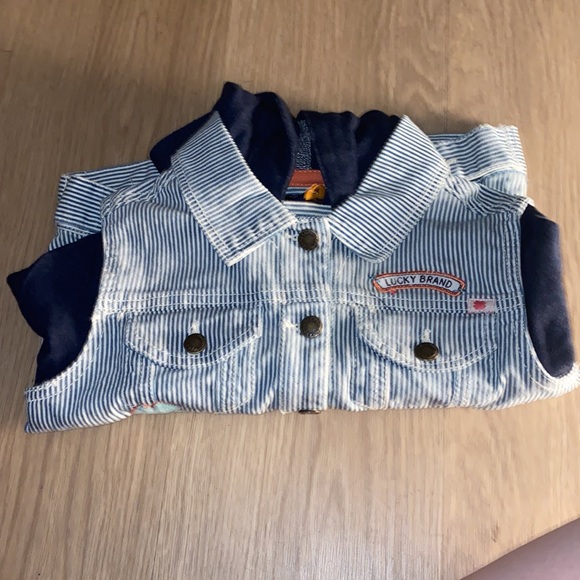 🆕 Lucky Brand Girls Stripe Jean Jacket Size 6X - Picture 7 of 9